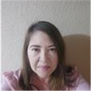 Niñera y ayudar con tareas