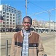 Mathematik Tutor bietet verständlichen und geduldigen Unterricht für Schüler aller Klassen