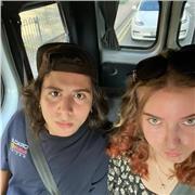 Sono un ragazzo diciannovenne che ha conseguito corsi Cambridge B2 e Trinity che ha voglia di aiutare chi ne ha bisogno