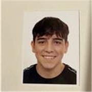 Imparto la materia de inglés, soy de Oviedo. Cuento con un nivel C1 para dicho idioma. Me puedo adaptar a diferentes cursos.