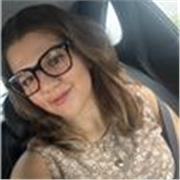 Profesora titulada en Inglés y Japonés. Con un año de experiencia enseñando inglés en el extranjero.