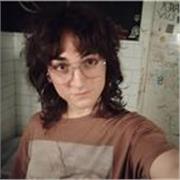 Soy Sandra, una chica de 18 años con ganas de enseñar a los niños tanto música (estudio conservatorio) como inglés (B2) o mates!