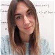 Laureata in Fisica, attualmente Dottoranda, propone lezioni online di matematica e fisica per scuole medie e superiori