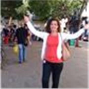 Amante della cultura e lingua italiana, con laurea e master in offro lezioni di italiano on line per stranieri. 