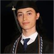 Estudiante graduado en Estados Unidos con inglés bilingüe/profesional, ofrece clases de inglés en Madrid.