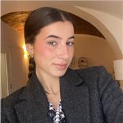 Estudiante de ADE, con conocimientos en economia