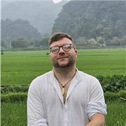 I’m an experienced English tutor with a strong corporate background, specialising in Business English and professional communicati