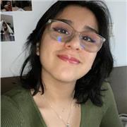 English Tutorin, die Kinder fast aller Altagsgruppen unterrichten kann.