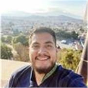 maestro de matematicas con buen caracter comprension y buen desempeño en explicacion de temas complicados