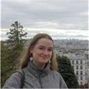 Étudiante en 1ére année d’école d’ingénieur à la rentrée. Je donne des cours de maths, physique, chimie jusqu’au niveau terminale.