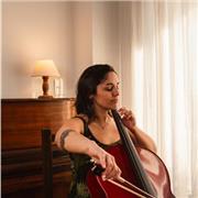 Profesora de Violonchelo presencial nivel inicial principiantes intermedios