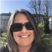 Positive, patient, fun and organise personality. My lessons can be from initial, passing by specific subjects or just conversation practice