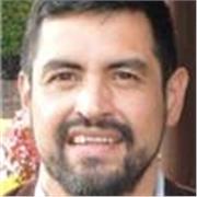 Profesor en ciencias sociales, antropología social, ciencias políticas y relaciones internacionales