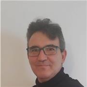 Soy psicólogo con amplia experiencia en trabajo con niños y adolescentes en el plano educativo y terapeutico