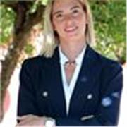 Dottoressa magistrale in economia e management con 110 e lode mi rendo disponibile per lezioni online.