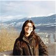 Italienische Dolmetscherin bietet professionelle Nachhilfe für alle Niveaus