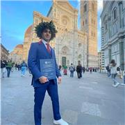 neolaureato in biotecnologie mediche e farmaceutiche