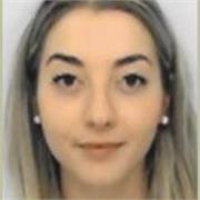 J'ai réalisé quasiment l'intégralité de mon cursus scolaire en écoles bilingues et suis titulaire du Cambridge CPE (niveau C2).