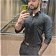 Tengo amplio conocimiento en tecnología en general ya sean sobre ordenadores, tablets, teléfonos, smartwatches