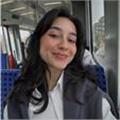 İstanbul'da çocuklar ve yetişkinler için özel İngilizce dersleri sunan 2 yıllık deneyime sahip olan İngilizce öğretmeni.