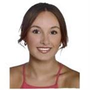 Profesora titulada en Infantil con máster en psicopedagogía, tengo experiencia con niños y niñas desde los 3 hasta los 10 años.