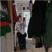 Ich bin laura, 15 jahre alt und gebe kindern der klassenstufe 1.-7. Klasse nachhilfe