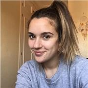 Doy clases de matemáticas y de otras asignaturas a niños de primaria y eso