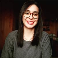 Profesora ingeniera en prevención de riesgos