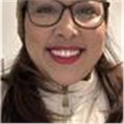 Periodista y locutora profesional ofrezco clases de Comunicación, Redacción y Oratoria a estudiantes en línea.