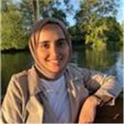 Native Turkish speaker with fluent English, teaching beginners and adults who want practical, confident speaking skills.