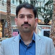 Experienced male tutor and British citizen with over 10 years of teaching experience. Holds a UK master’s-equivalent degree