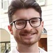 Il mio obiettivo è trasmettere le conoscenze richieste in modo efficace e sereno.