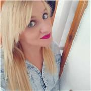 Diplomata in ragioneria, insegno la lingua italiana in maniera perfetta e semplice, alla portata di chiunque.