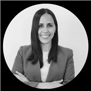 Soy directora de Marketing con más de 15 años de experiencia en marcas como Mr. Wonderful y Lakmé.