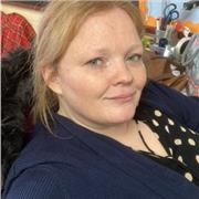 Native English speaker with in-depth knowledge of English grammar