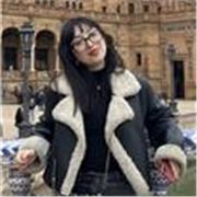 Neodiplomata di Cagliari con certificazione B2, attualmente conseguo il C1, offro ripetizioni di grammatica.