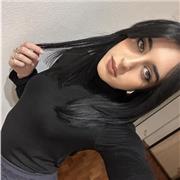 Sono una ragazza solare, paziente e disponibile. Mi piace aiutare gli altri e spiegare gli argomenti in modo semplice e chiaro.