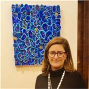 Bac +3 et enseignante bénévole pour jeunes filles immigrés. 