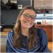 ¡Descubre el placer de aprender Biología online con Lucía, estudiante de farmacia!