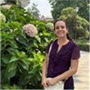 Soy una persona creativa, paciente y apasionada por la literatura infantil, con facilidad para conectar con los niños y motivarlos