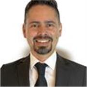 Entrenador de fútbol de iniciación