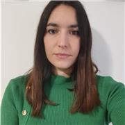 Sono una Laureanda in lingue e filologie euro americane e ho insegnato in una scuola secondaria di primo grado. Mi piace organizzare schemi e mappe concettuali, lo ritengo uno strumento molto utile