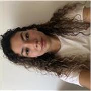 Estudiante universitaria de Enfermería realiza apoyo escolar en Lengua Castellana y Literatura para enseñanza básica