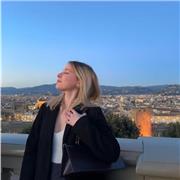 Studentessa con C1 nel First Certificate in English offre corsi di inglese online e in privato