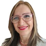 Profesora con amplia y revonocida trayectoria en manejo de empresas y liderazgo apto para todas las edades.