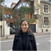 Professeure d'Espagnol : Apprenez avec la Musique, la Littérature et la Culture Latine