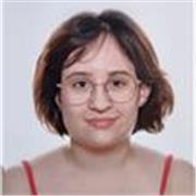 Profesora de apoyo para clases de lengua y literatura españolas cursando el grado de Lengua y Literatura españolas en la UM