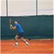 ¡Aprende tenis con un ex tenista! Clases particulares personalizadas para todos los niveles. 