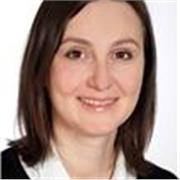 Enseignante d'anglaise avec 10 ans d'expérience offre des cours virtuels d'anglais pour adultes et adolescents.