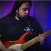 Offro lezioni di chitarra con un percorso completo dal principiante all'avanzato 